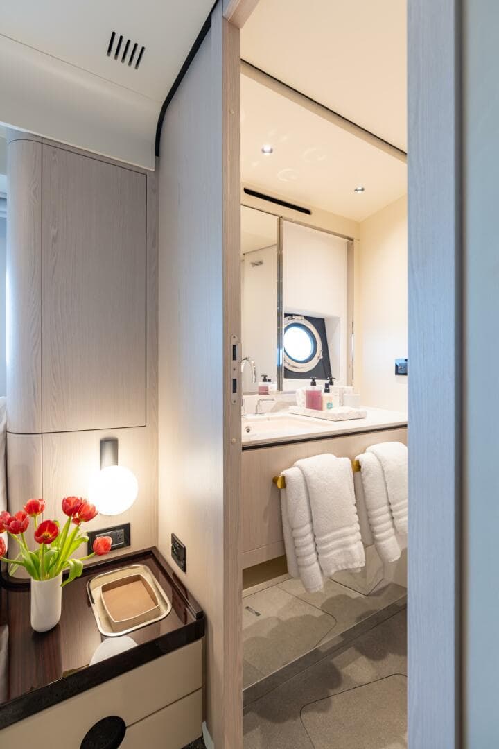 2022 Azimut 78 — photo 52