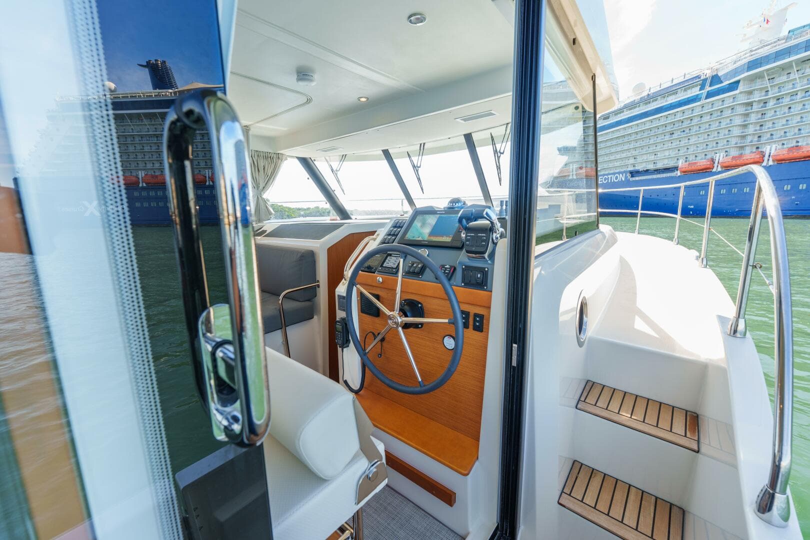 2025 Beneteau — photo 31