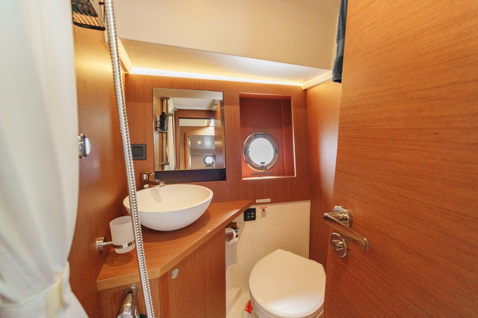 2025 Beneteau — photo 20