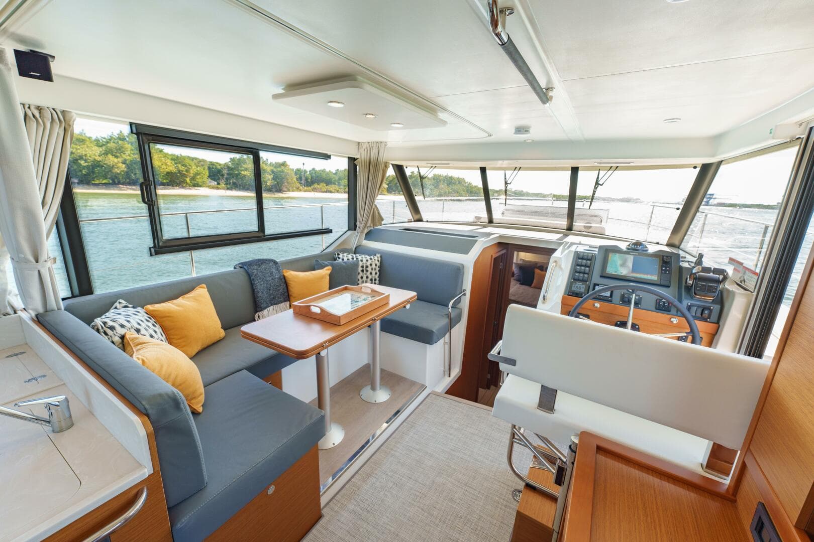 2025 Beneteau — photo 28