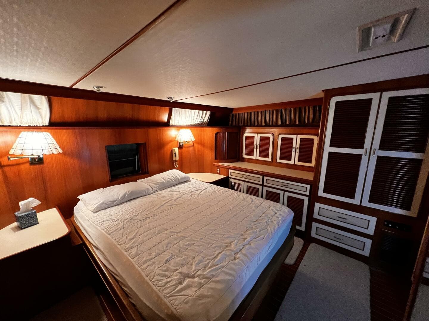 1989 Hi-Star 48 Sundeck — photo 39