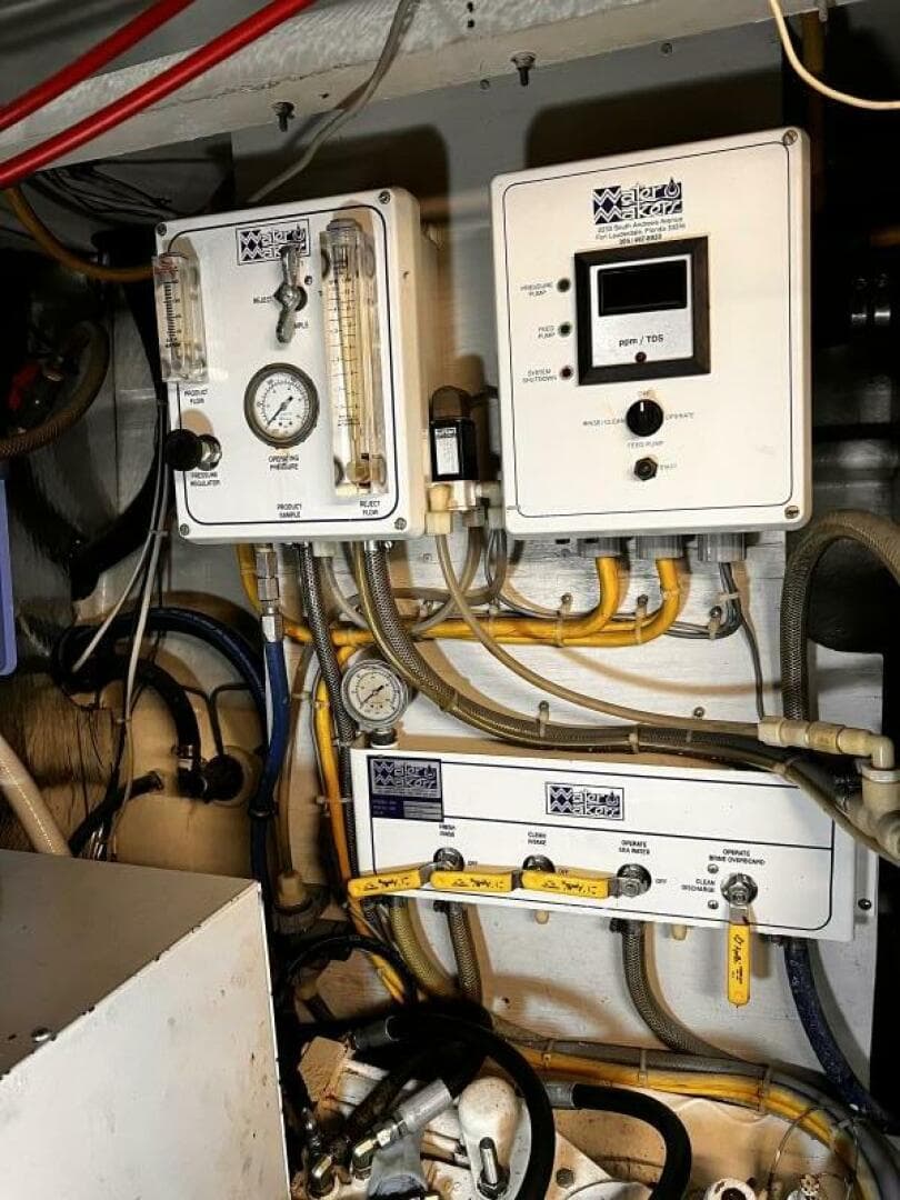 1989 Hi-Star 48 Sundeck — photo 50