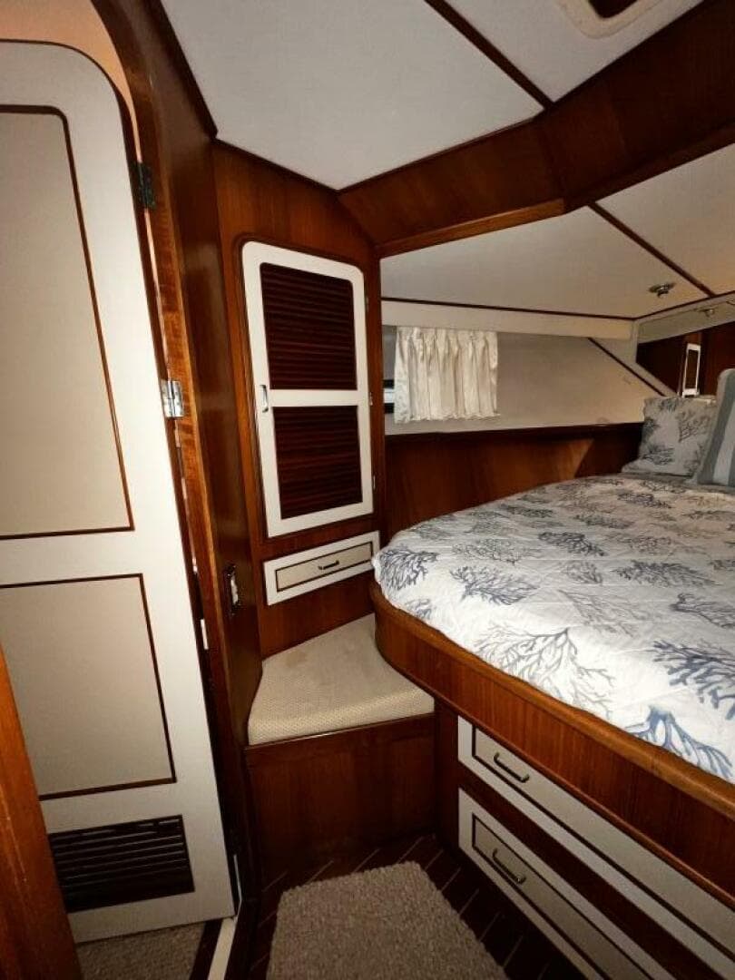 1989 Hi-Star 48 Sundeck — photo 43