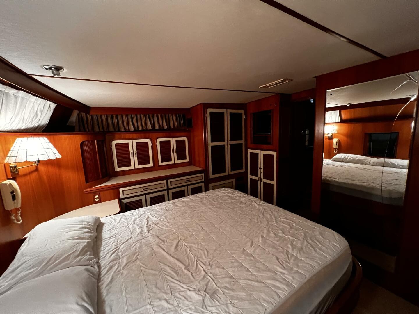 1989 Hi-Star 48 Sundeck — photo 41