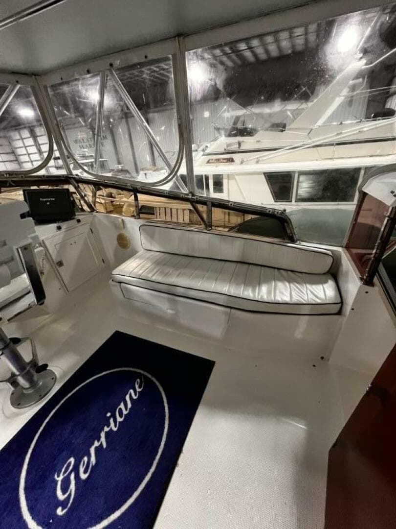 1989 Hi-Star 48 Sundeck — photo 11