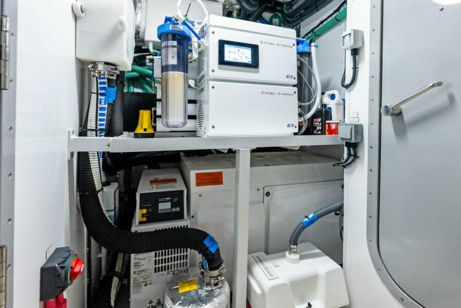 2024 Princess Y72 — photo 106