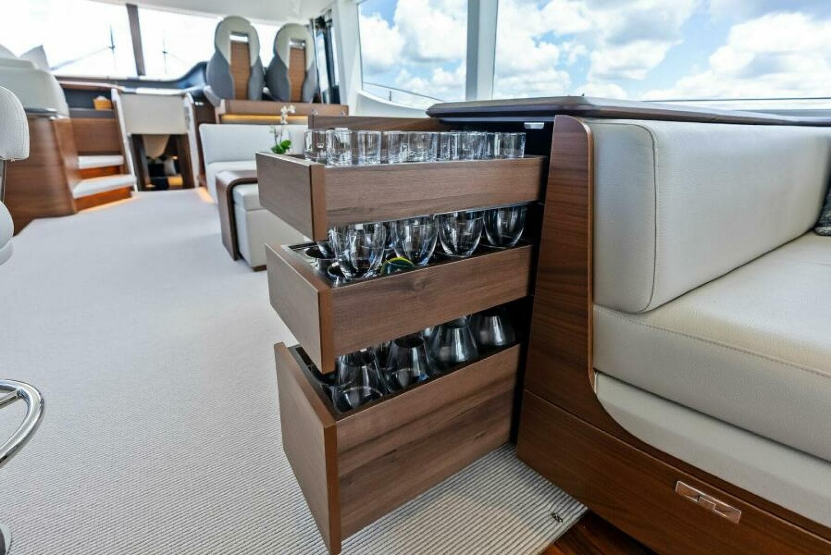 2024 Princess Y72 — photo 60