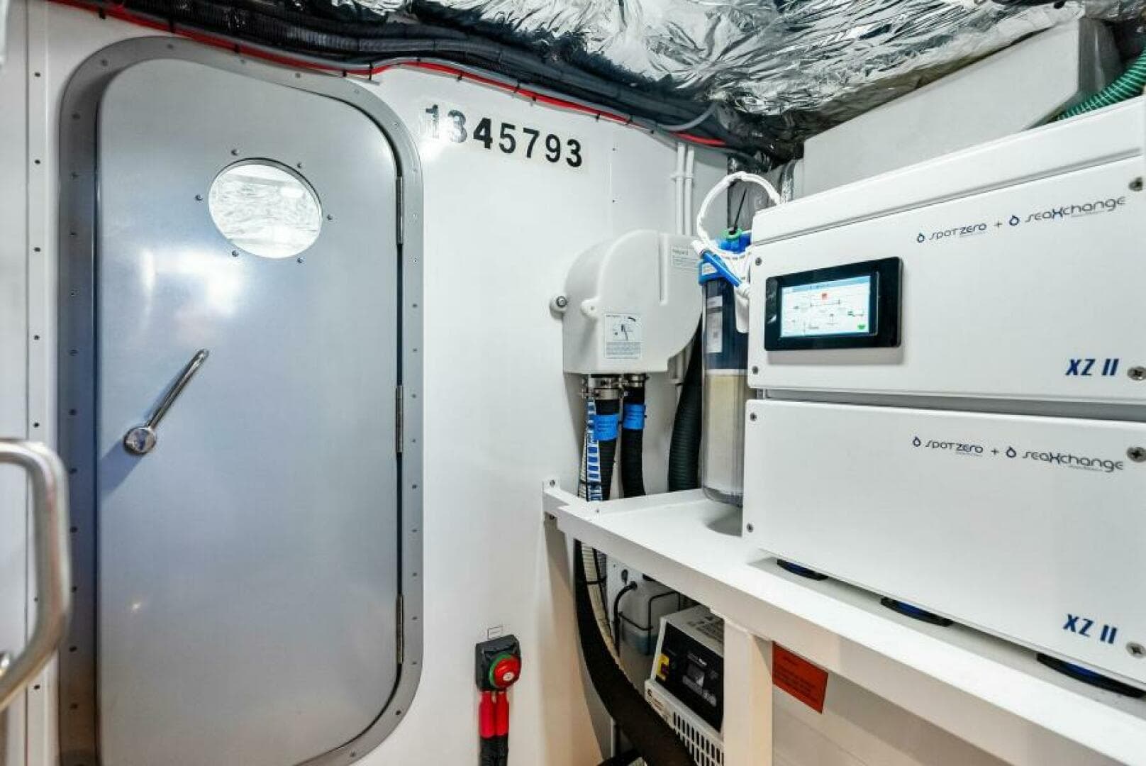 2024 Princess Y72 — photo 98