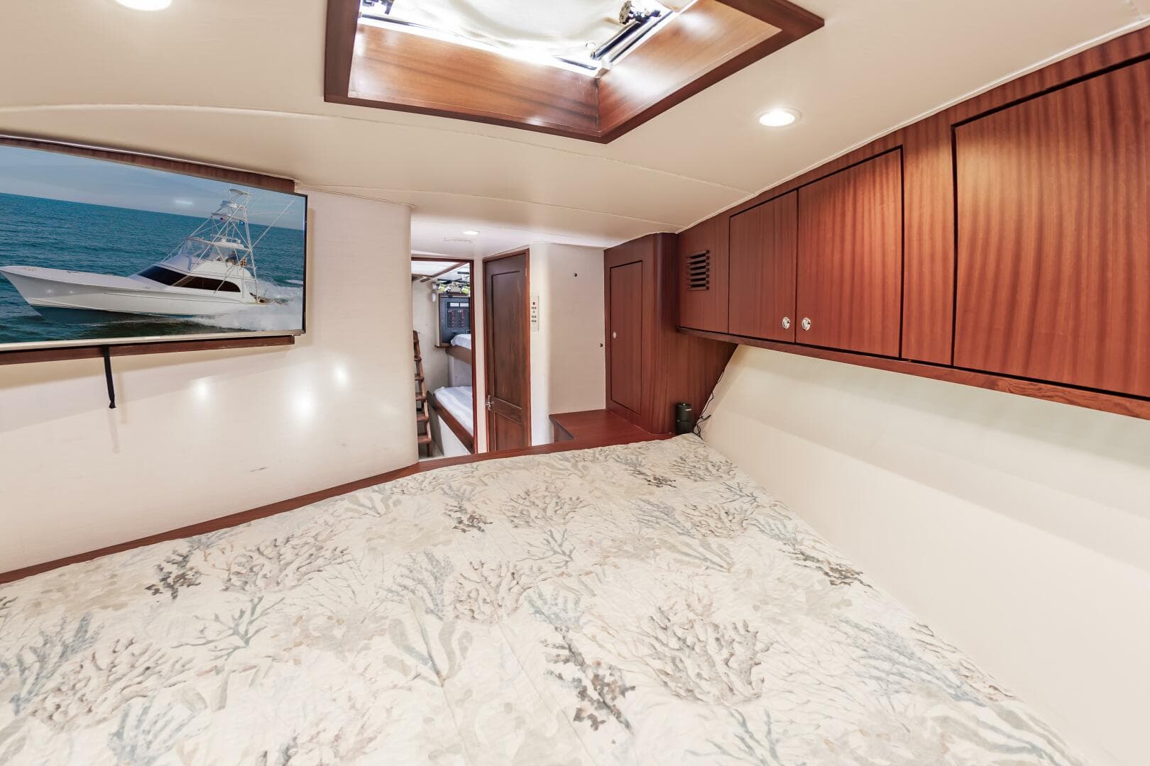 1994 Jarrett Bay 54 — photo 54