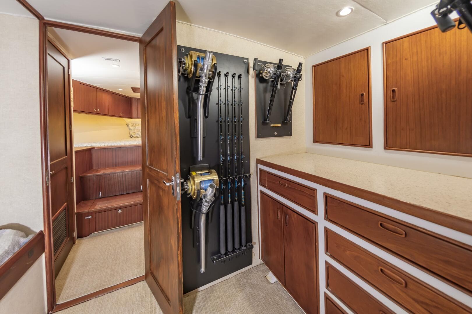 1994 Jarrett Bay 54 — photo 41