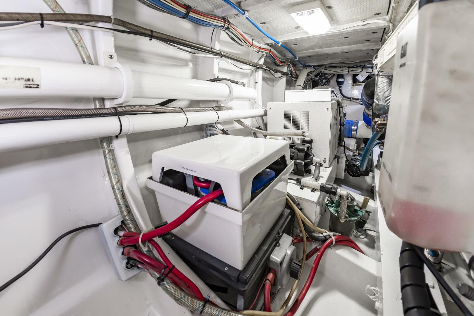 1994 Jarrett Bay 54 — photo 73