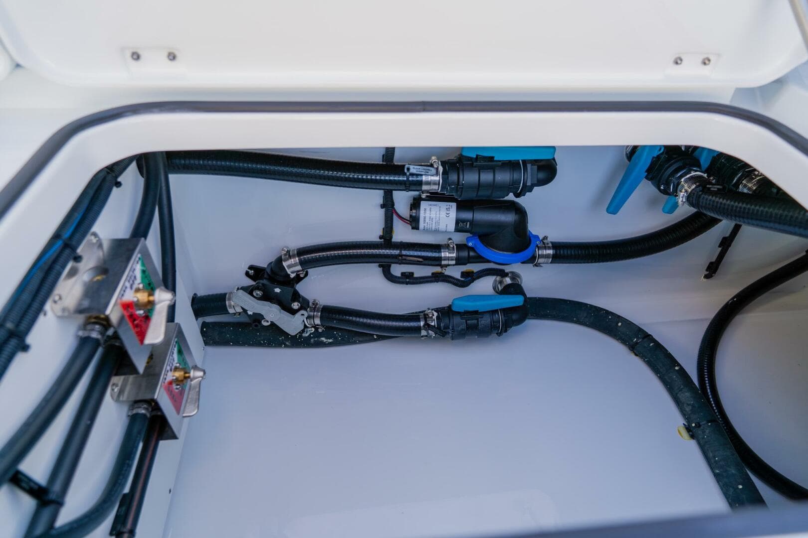 2025 Freeman 42 Lr — photo 39