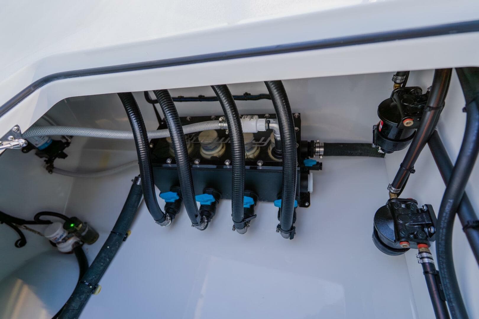 2025 Freeman 42 Lr — photo 40