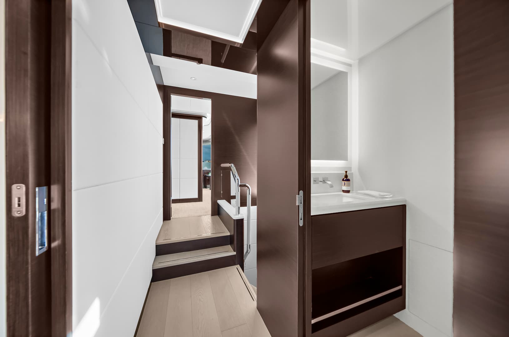 2024 Ocean Alexander 32 L — photo 46