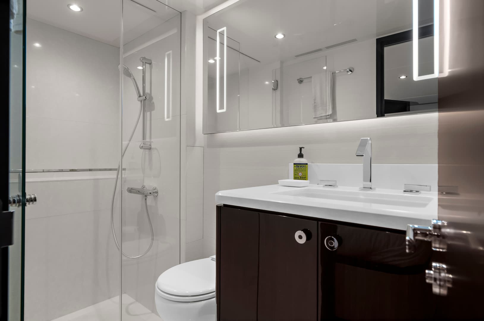 2024 Ocean Alexander 32 L — photo 70