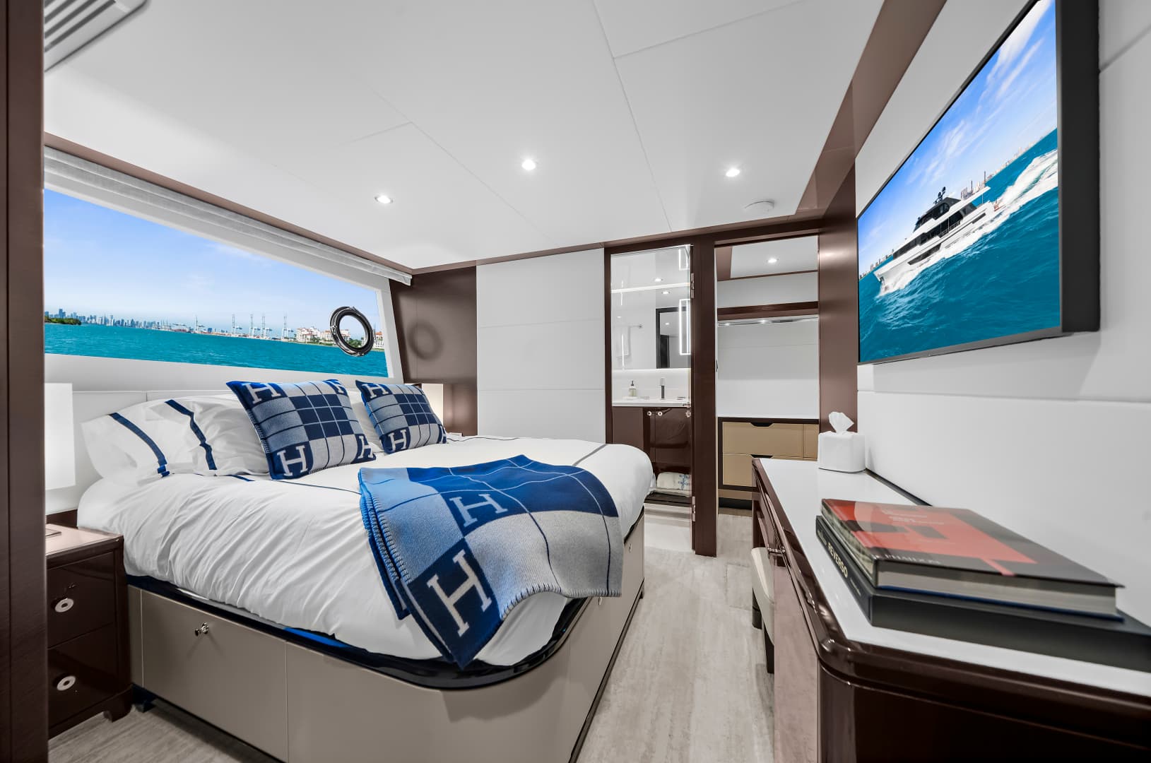 2024 Ocean Alexander 32 L — photo 60