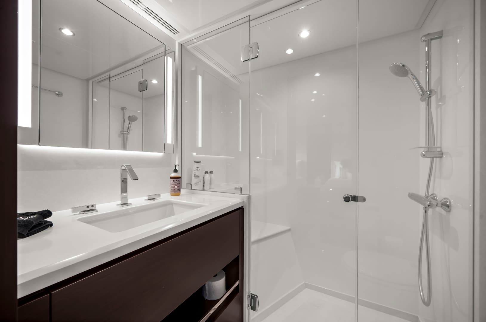 2024 Ocean Alexander 32 L — photo 73