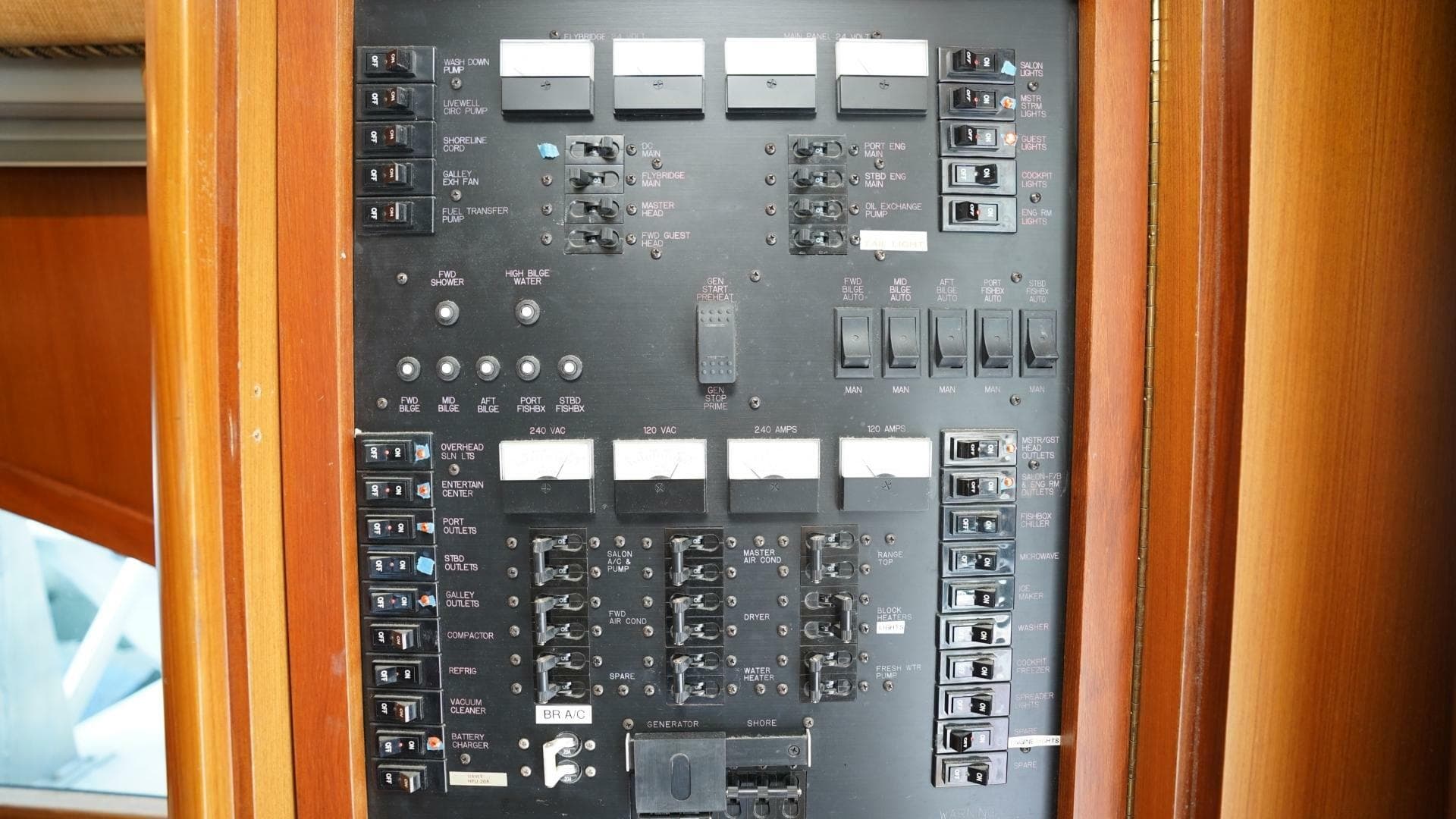 2005 Ocean Yachts — photo 7