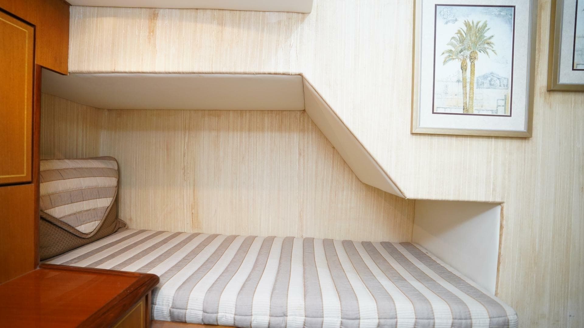 2005 Ocean Yachts — photo 5