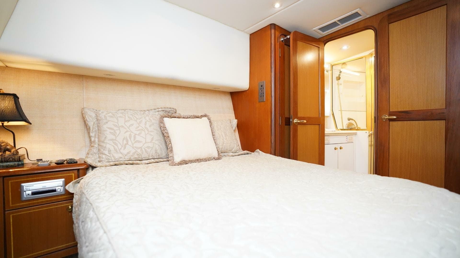 2005 Ocean Yachts — photo 72