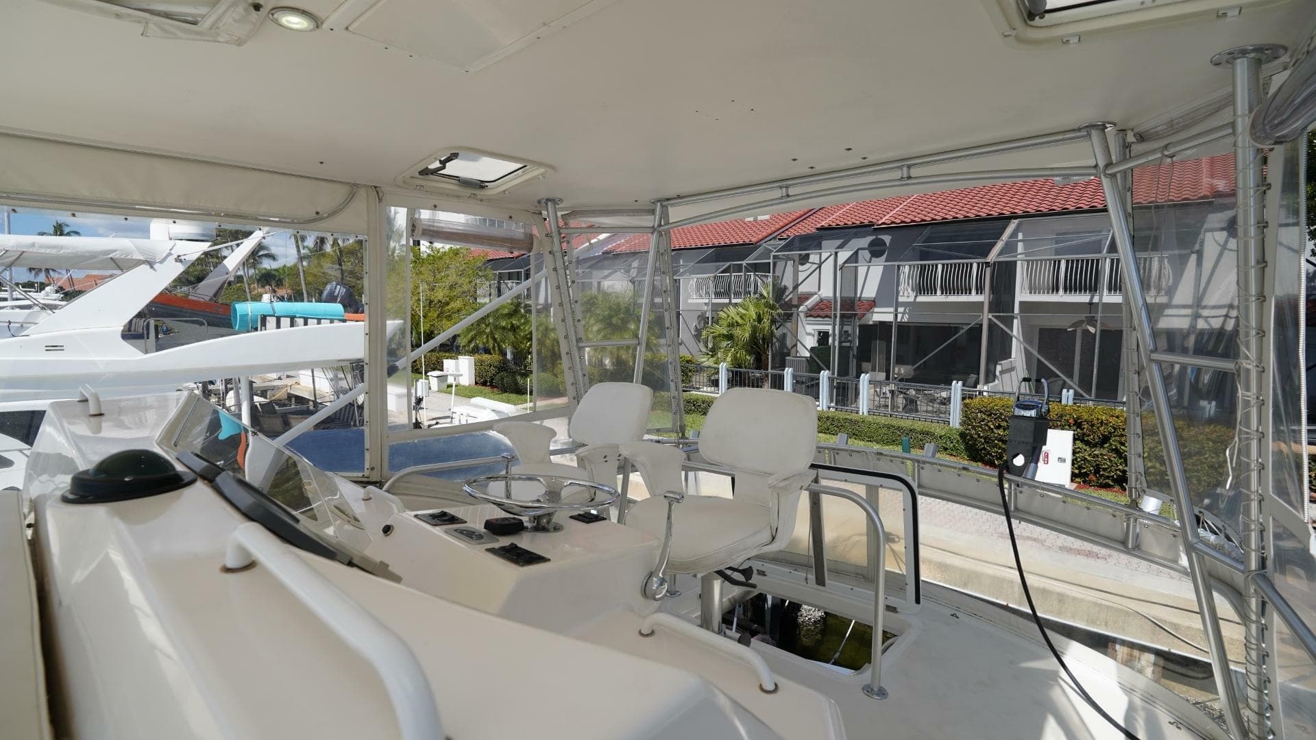 2005 Ocean Yachts — photo 17