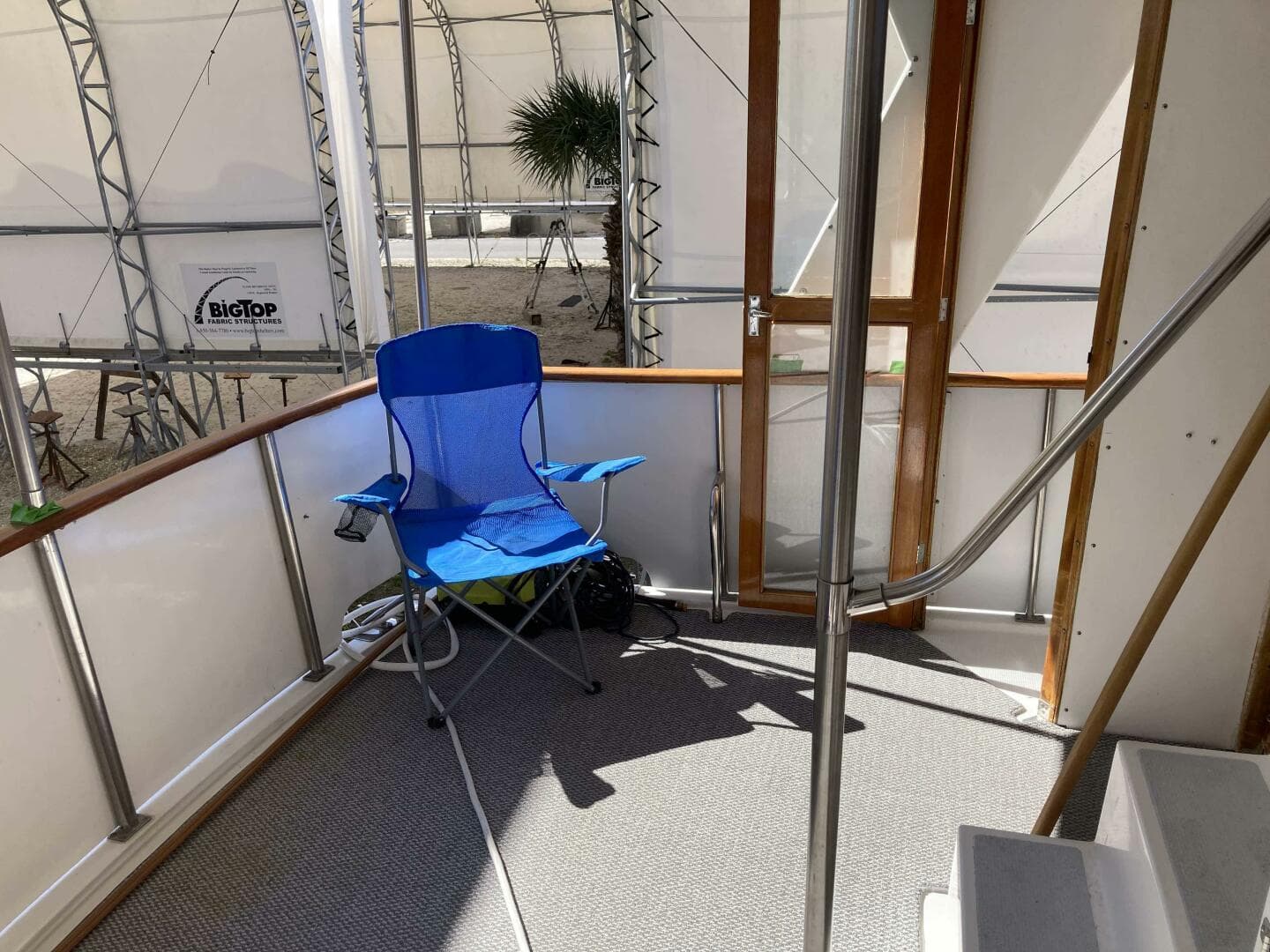 1986 Heritage East Sundeck 36 — photo 12