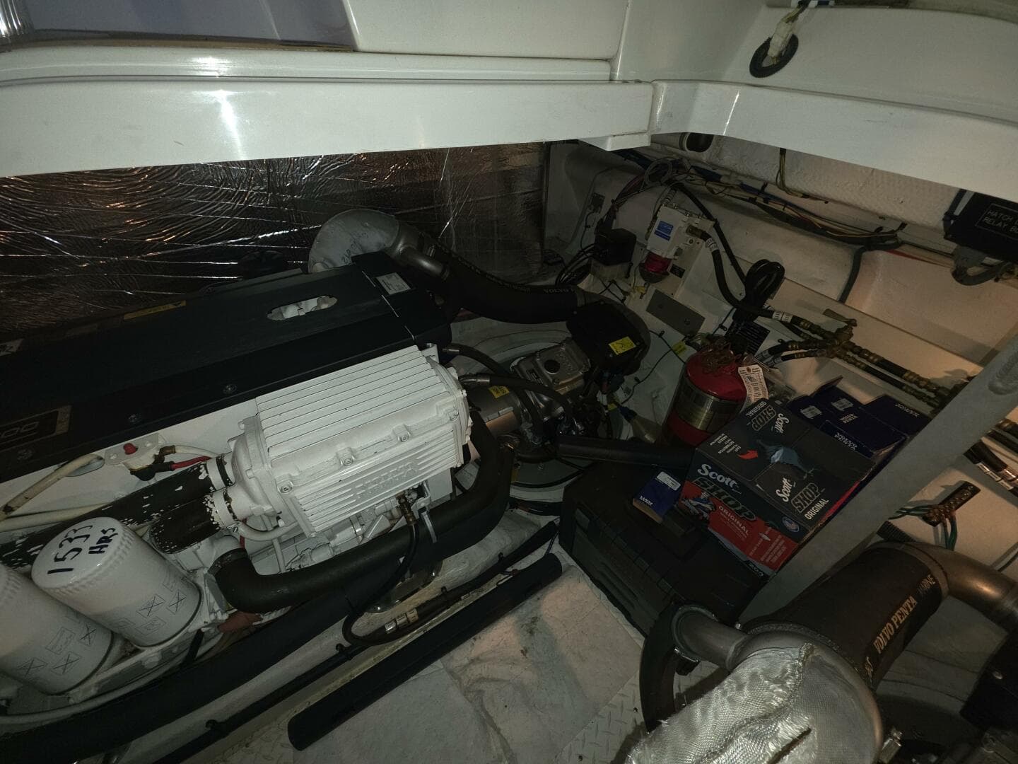 2008 Cruisers Yachts — photo 51