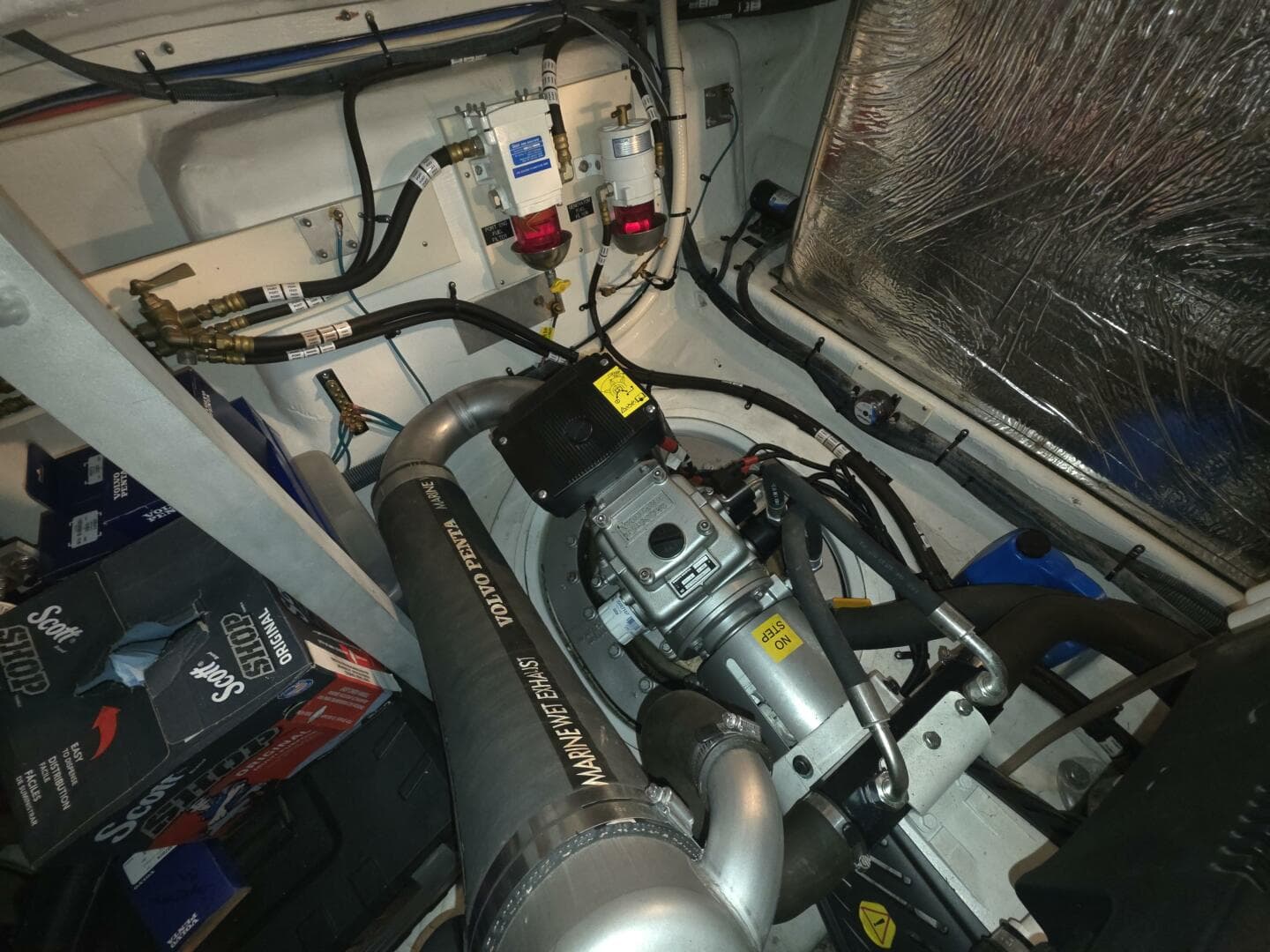 2008 Cruisers Yachts — photo 55