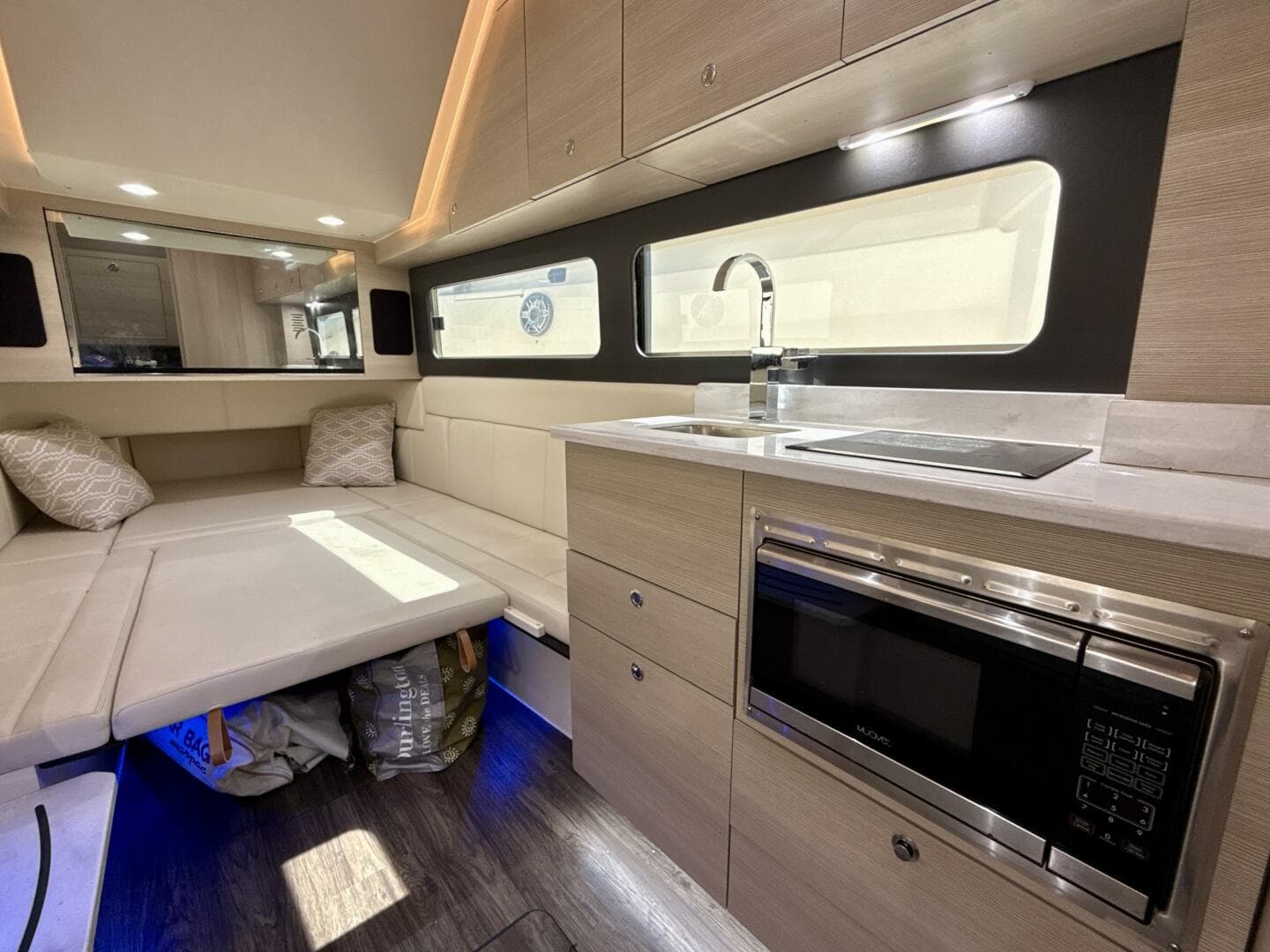 2021 Scout 425 LXF — photo 2