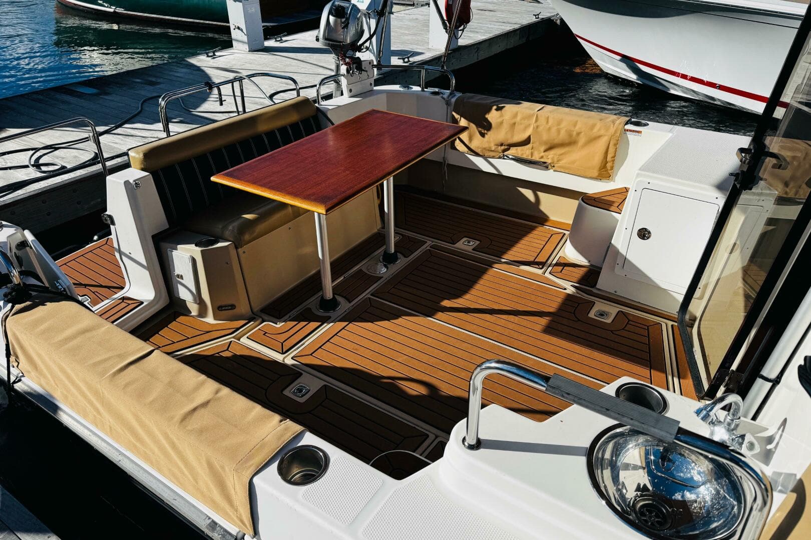 2013 Ranger Tugs R-31 — photo 30