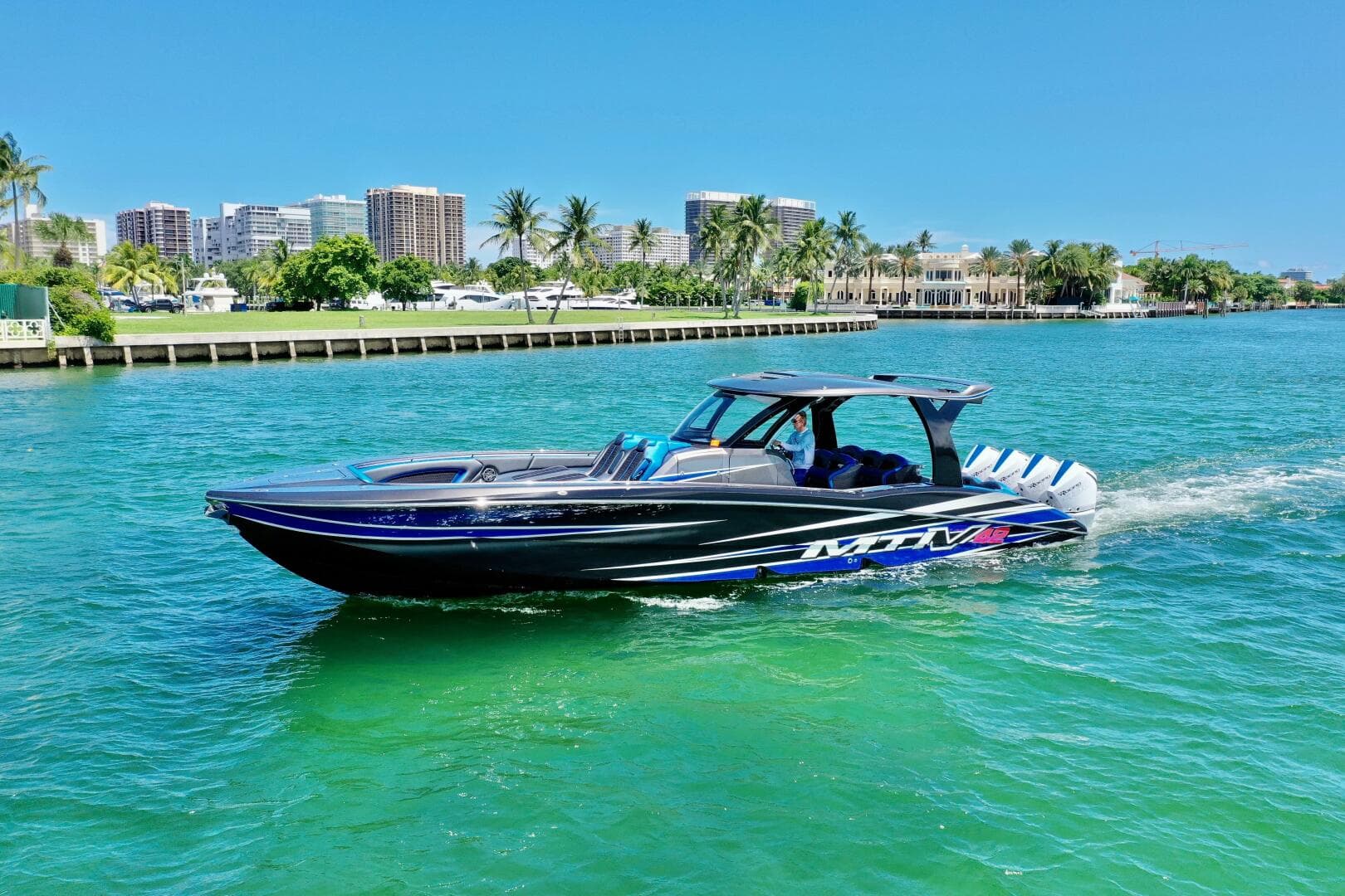 2016 Mti V42 — photo 4