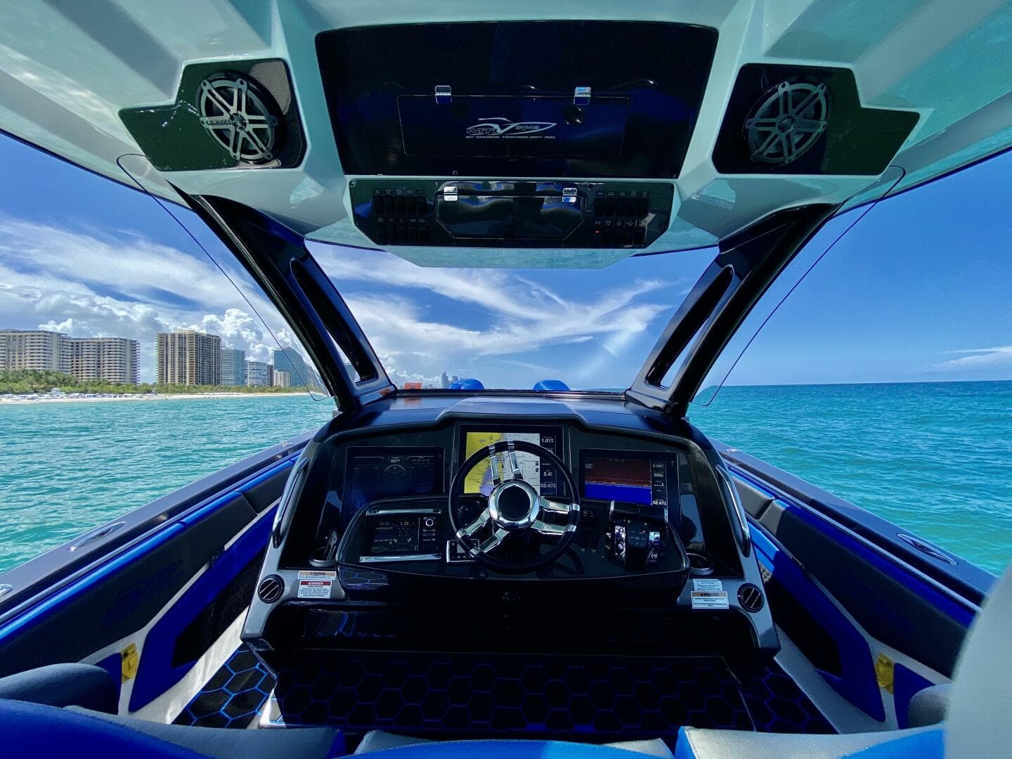 2016 Mti V42 — photo 12