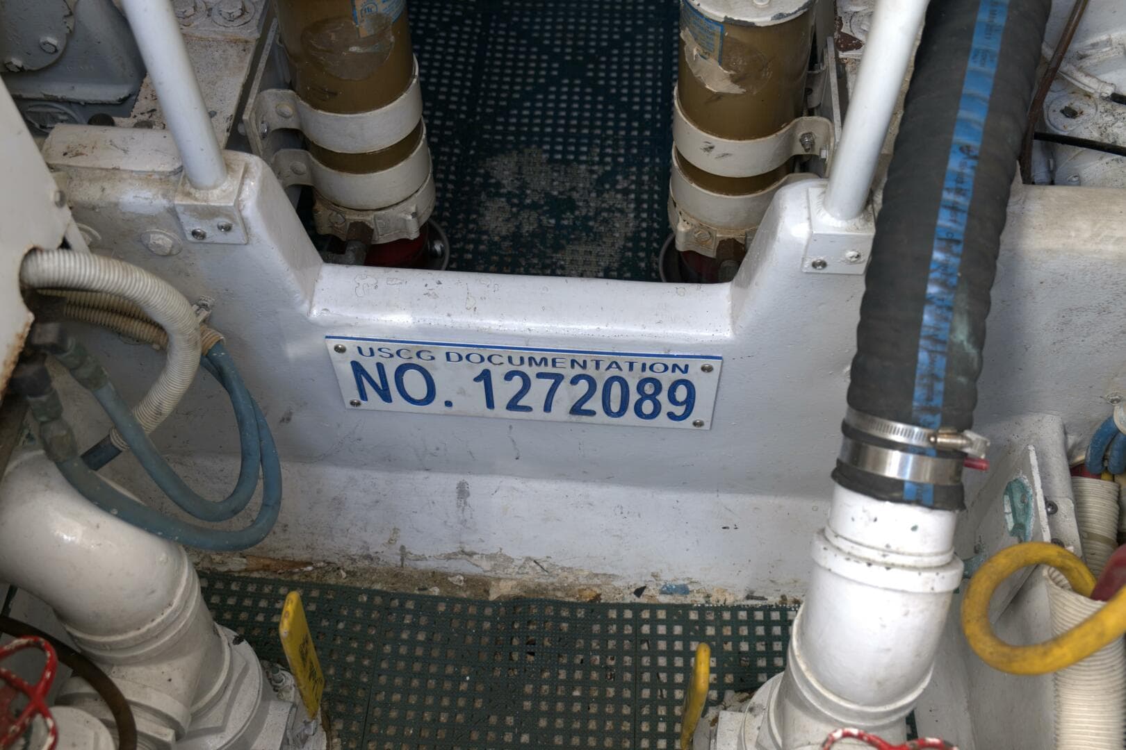 2002 Viking 43 Open — photo 37