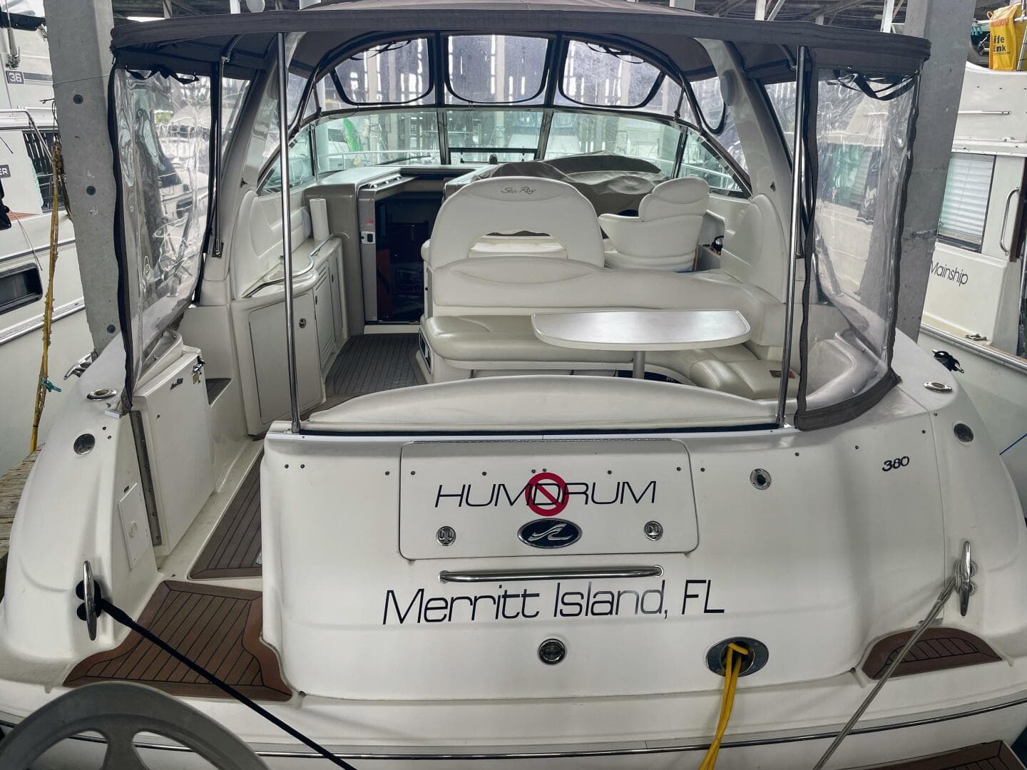 2001 Sea Ray 380 Sundancer — photo 2