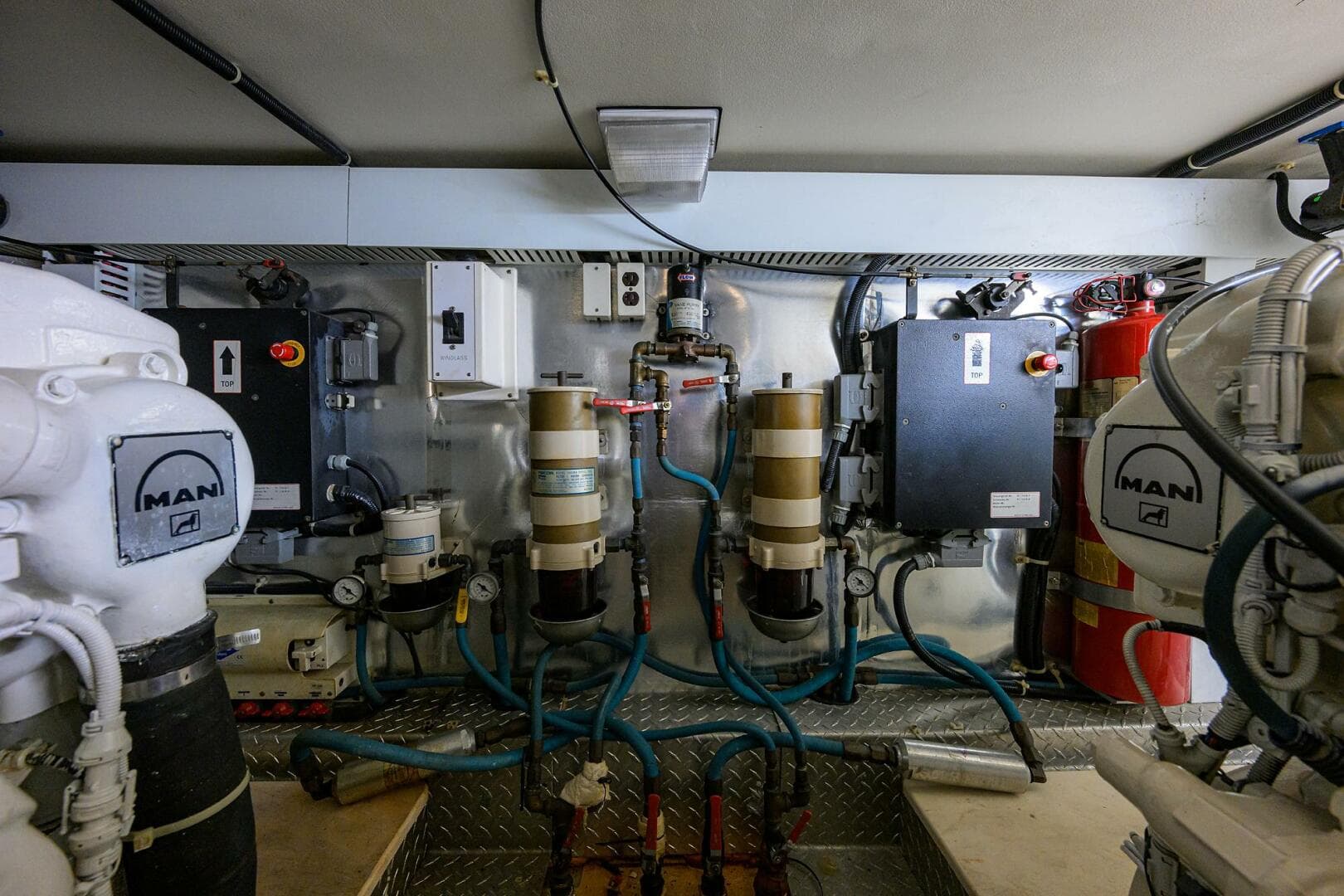 2001 Ocean Yachts Super Sport — photo 87