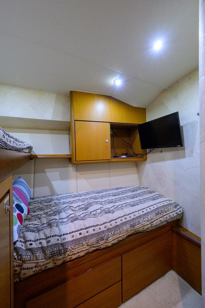 2001 Ocean Yachts Super Sport — photo 49