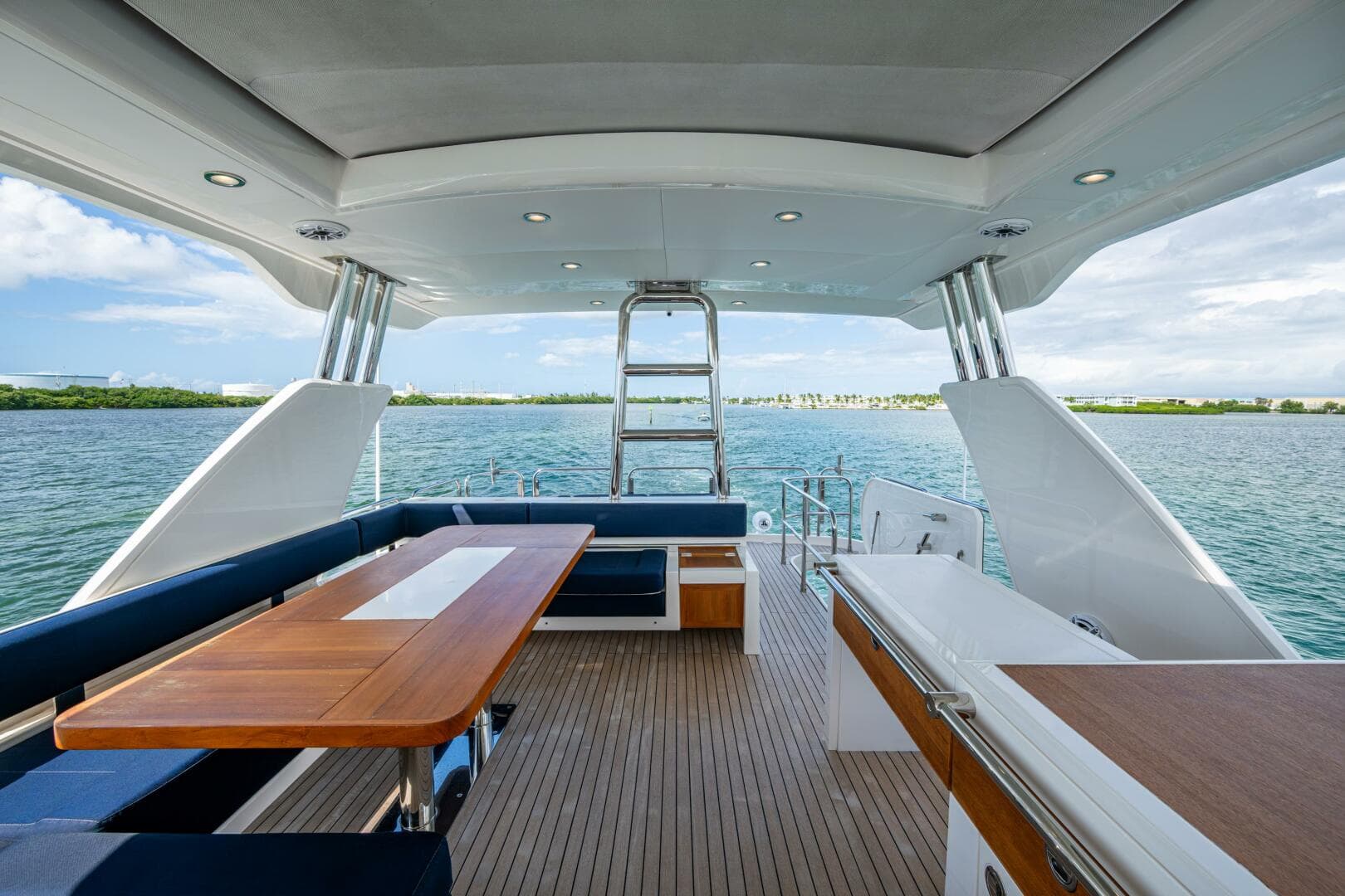 2015 Fairline 78 Squadron — photo 35