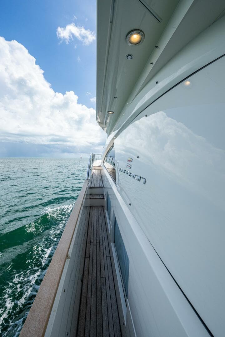 2015 Fairline 78 Squadron — photo 17