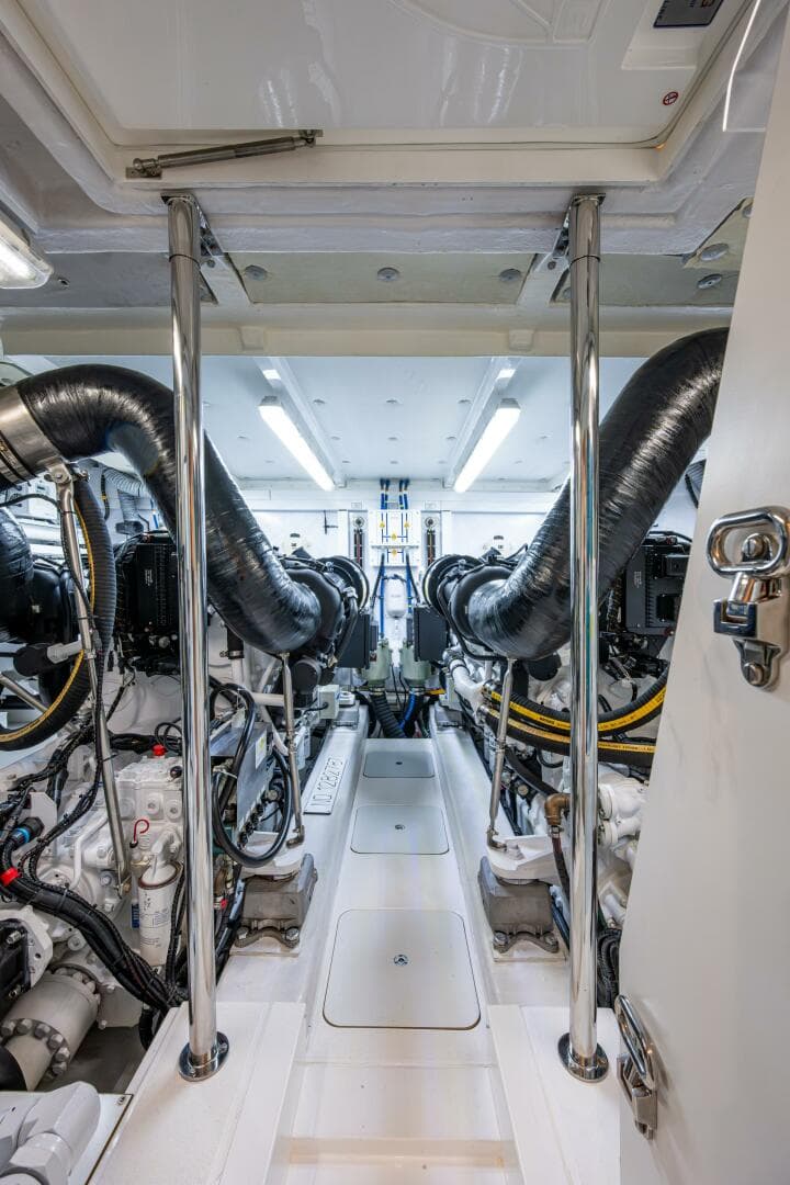 2015 Fairline 78 Squadron — photo 105