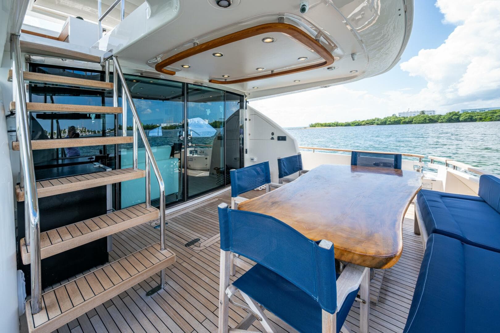 2015 Fairline 78 Squadron — photo 24