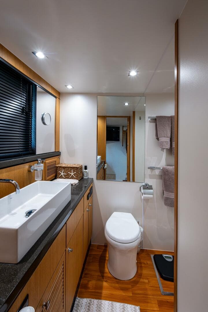 2015 Fairline 78 Squadron — photo 71