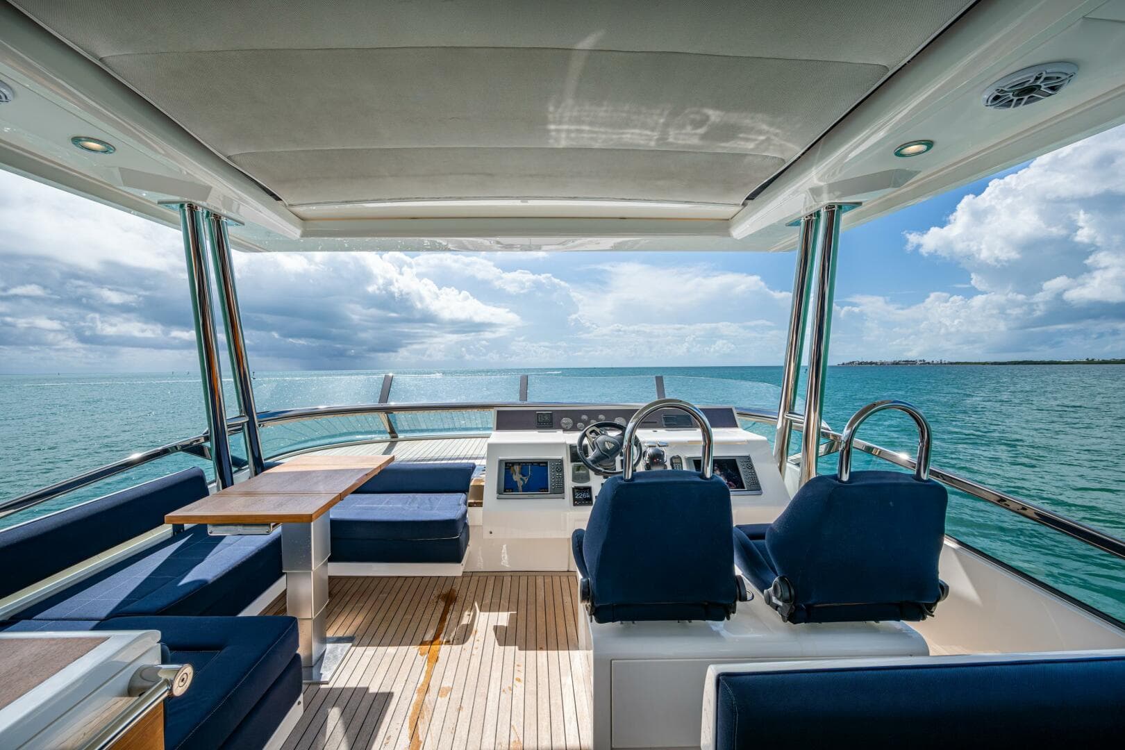 2015 Fairline 78 Squadron — photo 44