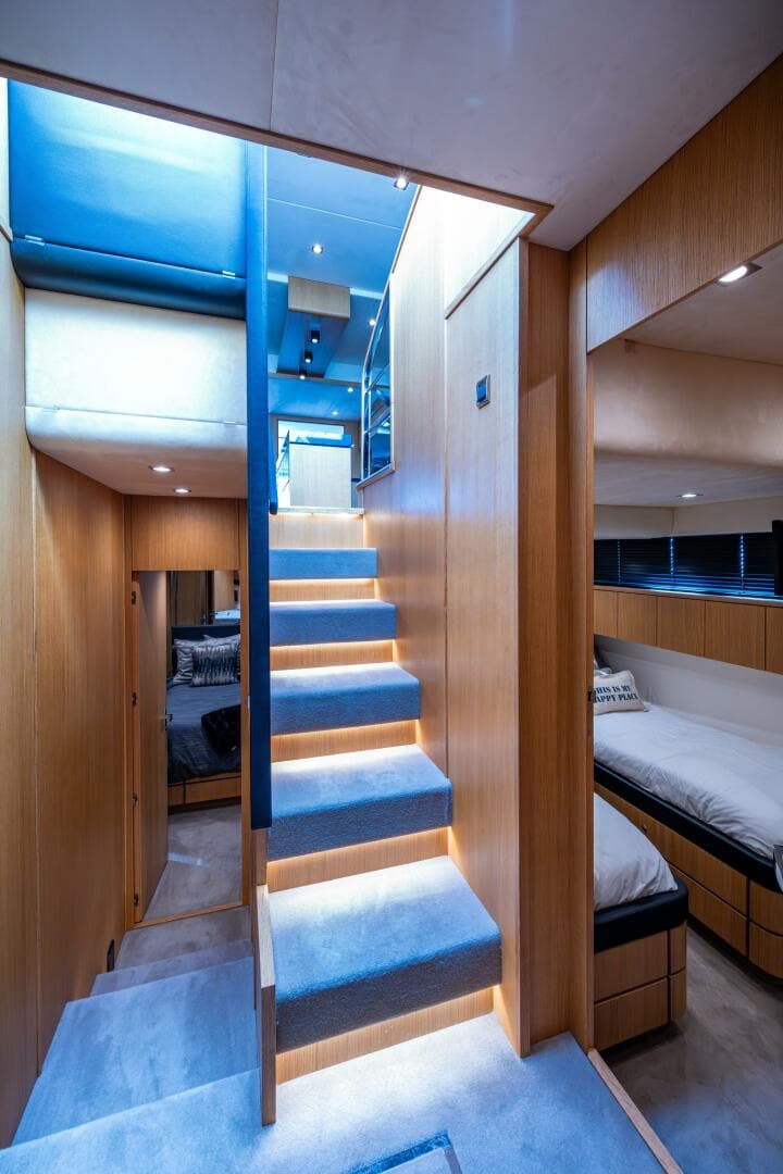 2015 Fairline 78 Squadron — photo 58