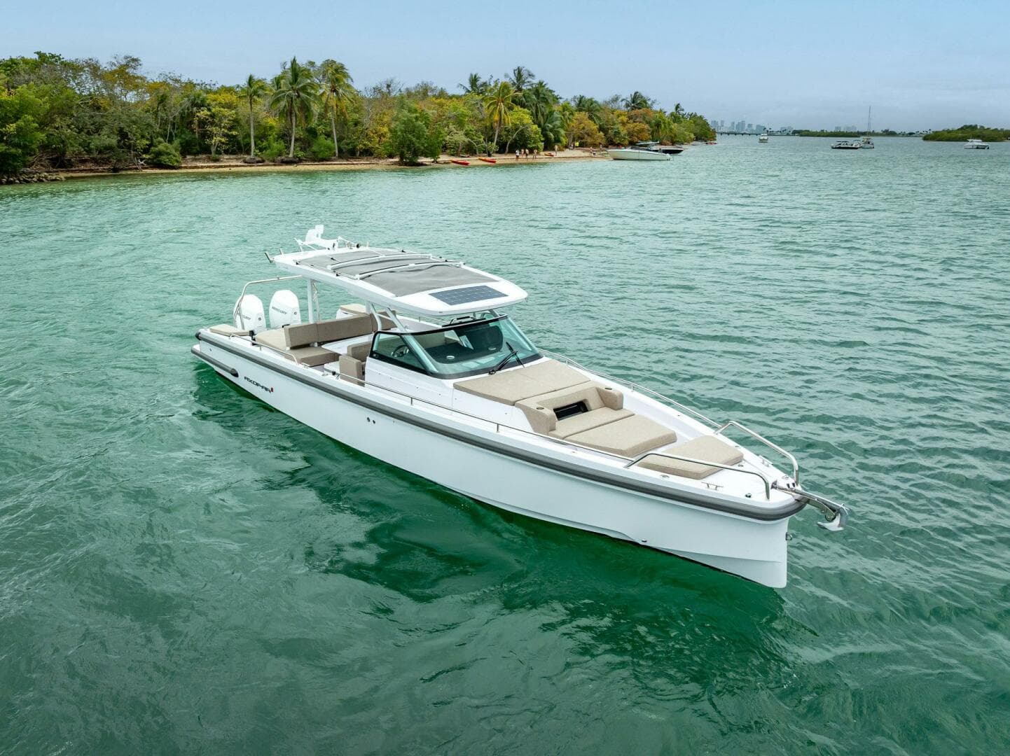 2024 Axopar 37 Sun Top