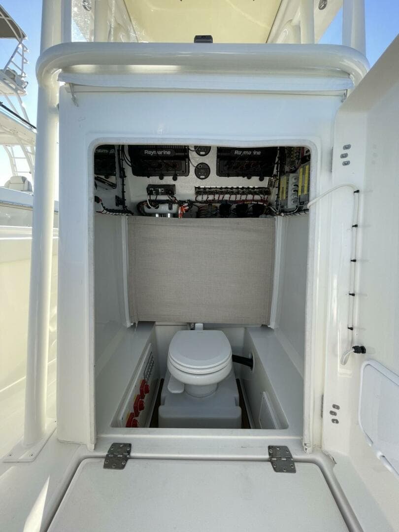 2008 Silverhawk 2700 CC — photo 8