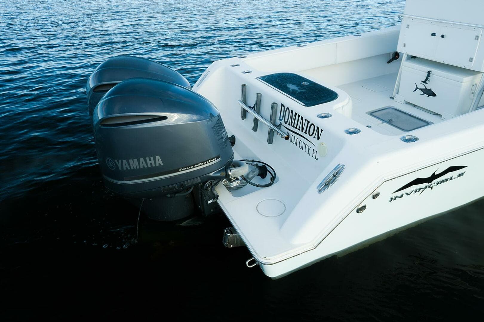 2007 Invincible 33 Open — photo 20