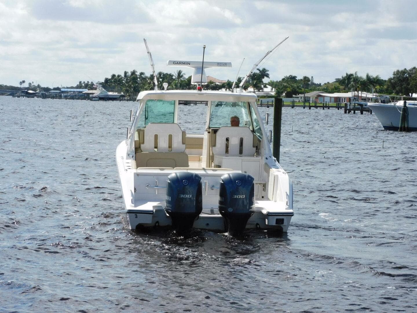 2016 Pursuit 325 Dual Console — photo 39