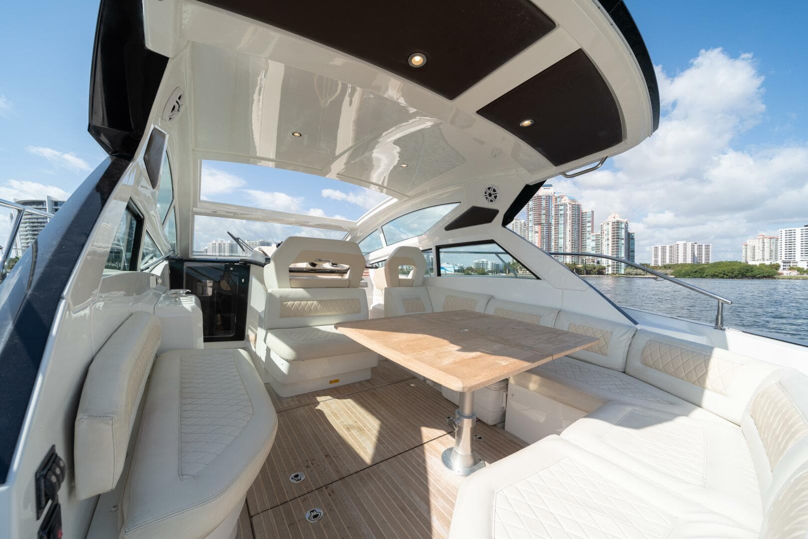 2017 Beneteau Gran Turismo 40 — photo 17