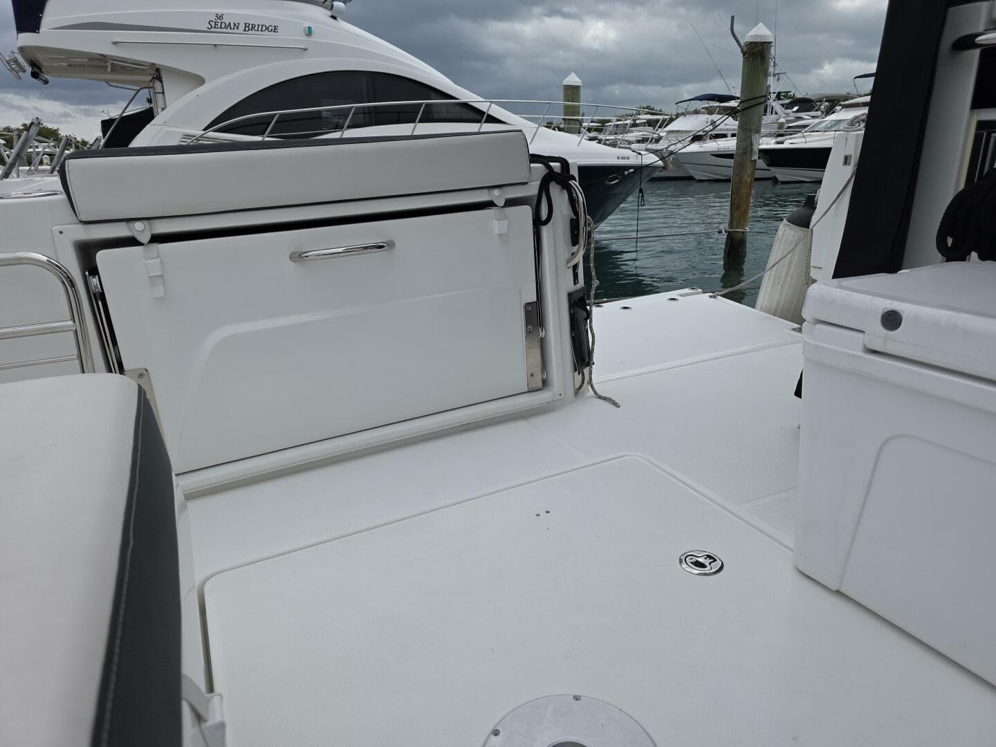 2022 Jeanneau Leader 10.5 WA Series 2 — photo 11