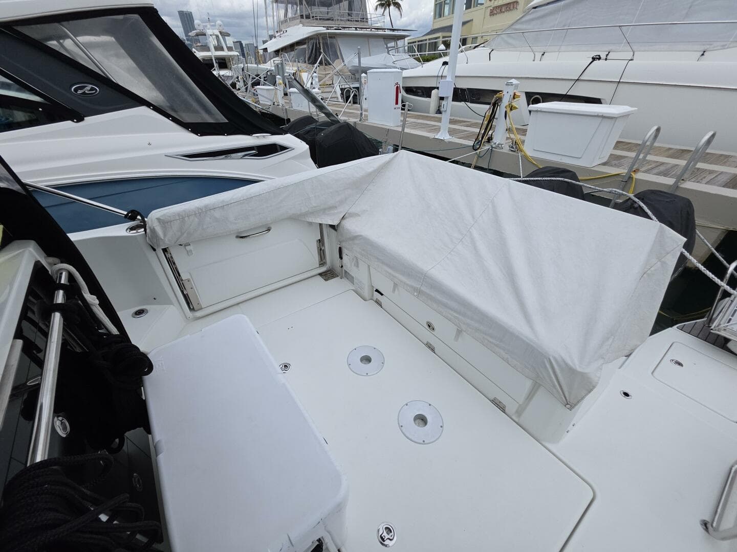 2022 Jeanneau Leader 10.5 WA Series 2 — photo 4